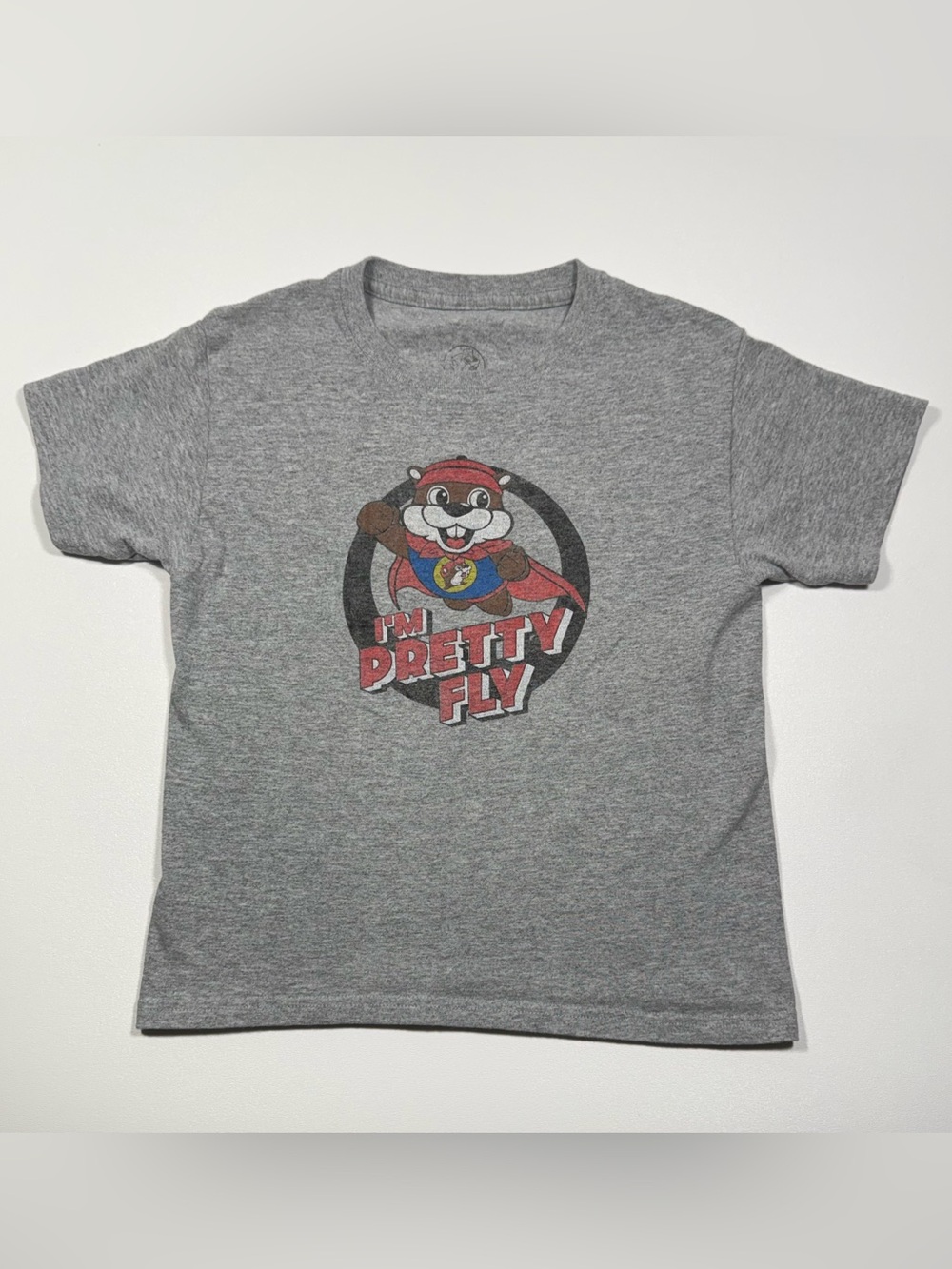 Buc-ee’s Im Pretty Fly Graphic Tee Funny Beaver Shirt Gray Boy's Small Casual